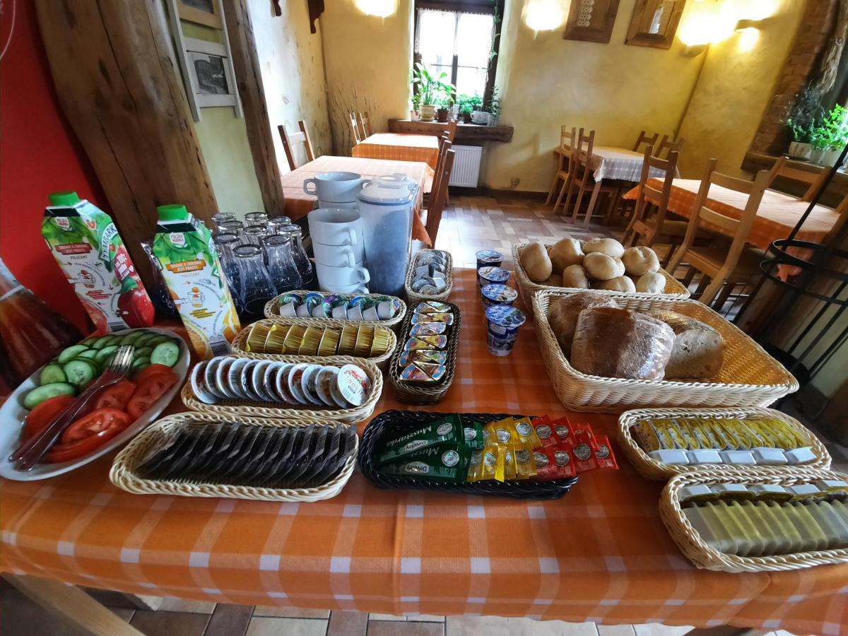 Gosciniec Pod Lipa Acomodação com café da manhã Szklarska Poręba Exterior foto