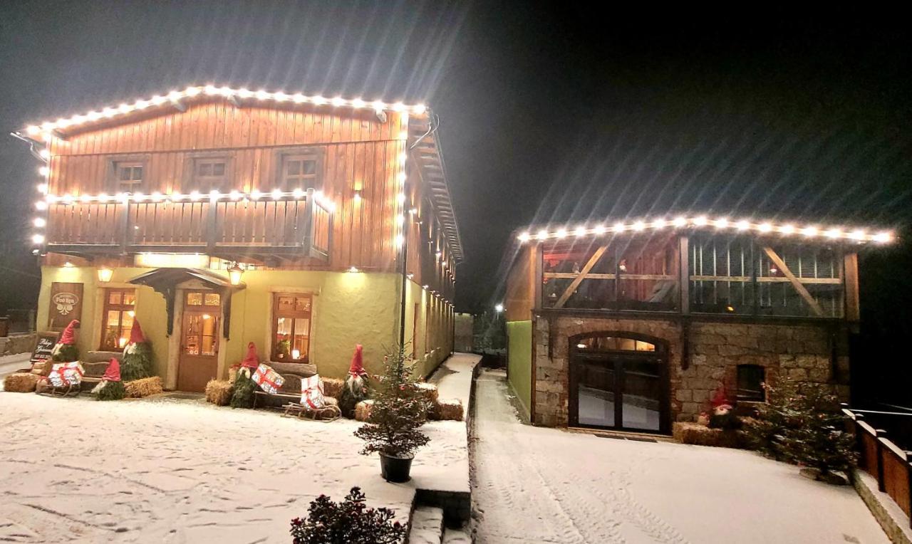Gosciniec Pod Lipa Acomodação com café da manhã Szklarska Poręba Exterior foto